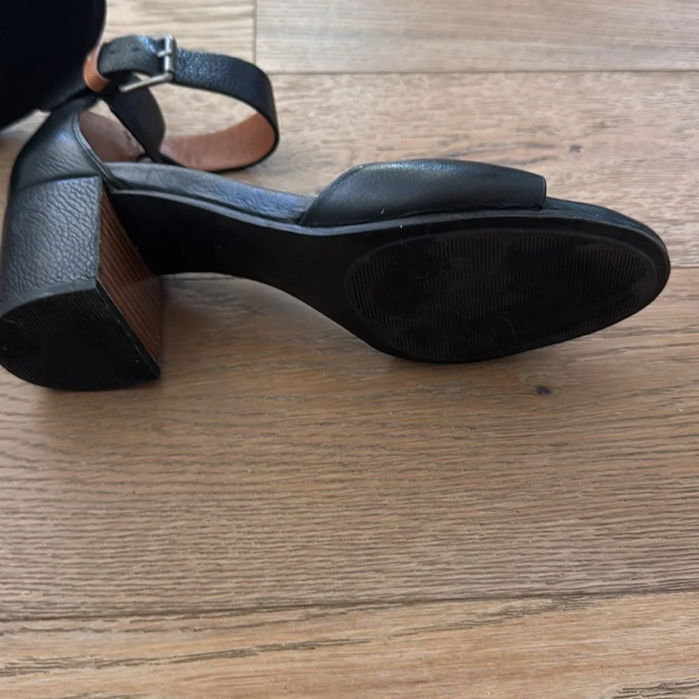 Gentle Souls by Kenneth Cole Ankle Strap Heeled Sandal - Picture 5 of 7